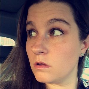 Meet your Posher, Halle